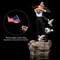 Dc Comics - Clark Kent 1/10 Scale Deluxe Statue Preorder