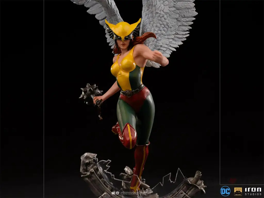 DC Comics Hawkgirl Deluxe Art Scale 1/10 Statue - GeekLoveph
