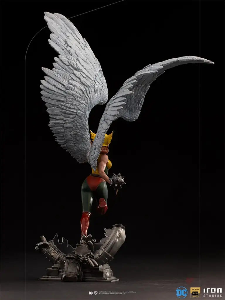 DC Comics Hawkgirl Deluxe Art Scale 1/10 Statue - GeekLoveph