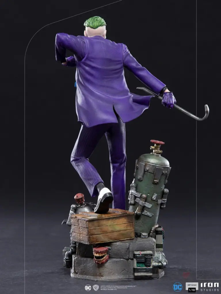 DC Comics The Joker 1/10 Art Scale Statue - GeekLoveph