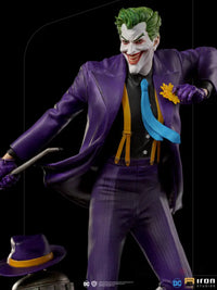 DC Comics The Joker Deluxe 1/10 Art Scale Statue - GeekLoveph