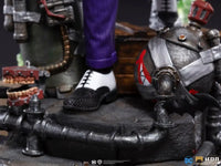 DC Comics The Joker Deluxe 1/10 Art Scale Statue - GeekLoveph