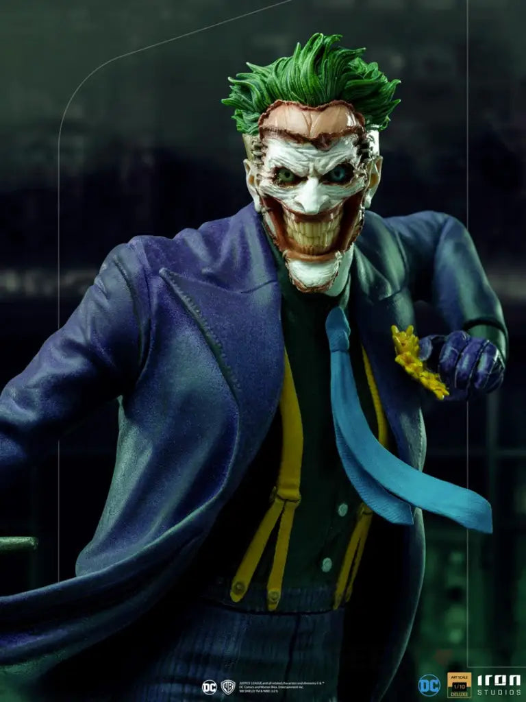 DC Comics The Joker Deluxe 1/10 Art Scale Statue - GeekLoveph
