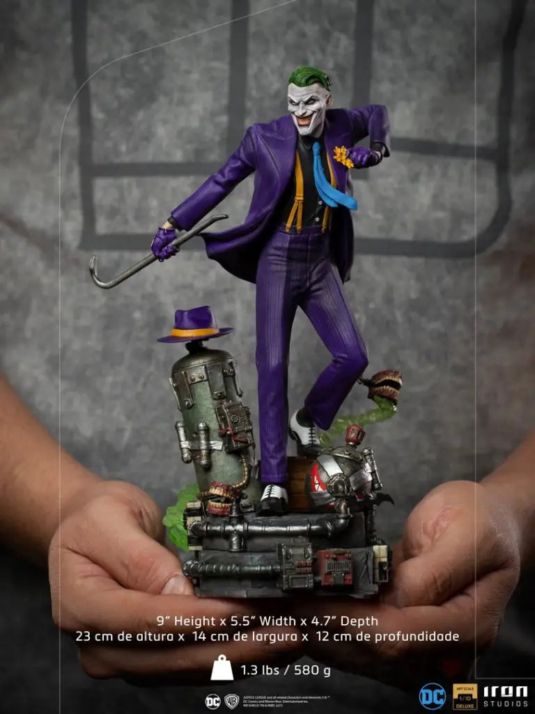DC Comics The Joker Deluxe 1/10 Art Scale Statue - GeekLoveph