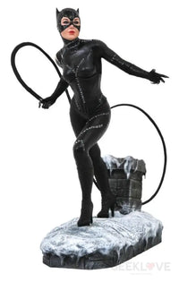 DC Gallery Batman Returns Movie Catwoman Statue - GeekLoveph