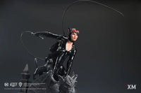DC Rebirth - Catwoman Statue - GeekLoveph