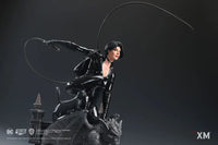 DC Rebirth - Catwoman Statue - GeekLoveph