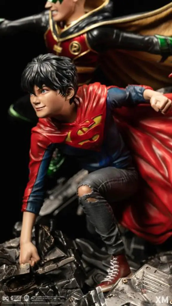 DC Rebirth Super Sons 1/6 Scale Statue - GeekLoveph