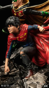 DC Rebirth Super Sons 1/6 Scale Statue - GeekLoveph