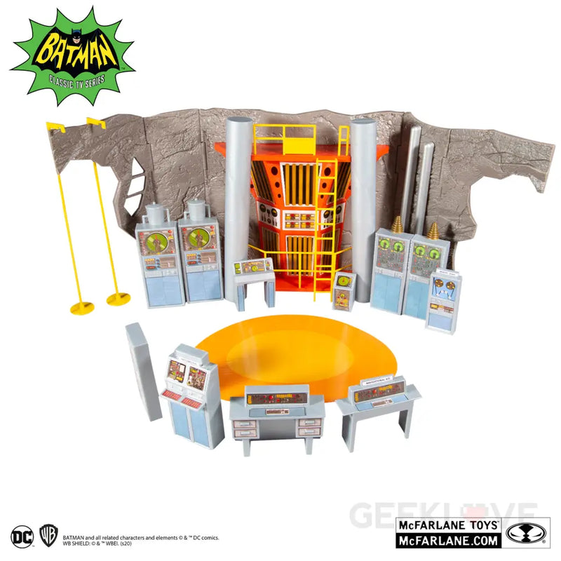DC RETRO 6IN - BATMAN 66 - BATCAVE PLAYSET