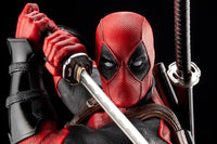 Deadpool Maximum Fine Art Statue - GeekLoveph