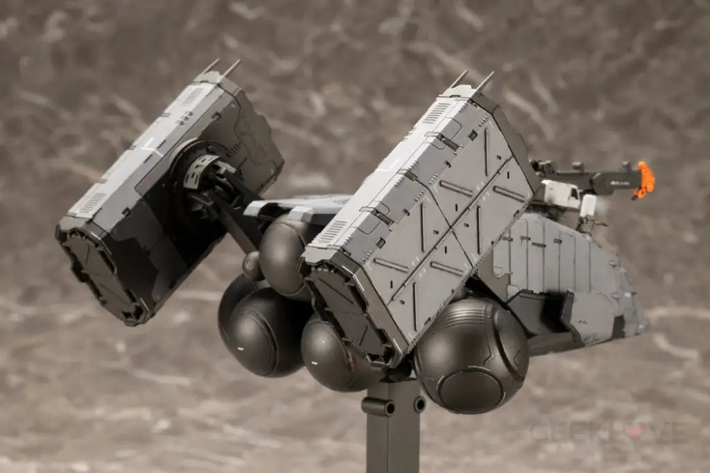 2932x2932 Lea Seydoux As Fragile In Death Stranding 2 On The Beach 2025 ...