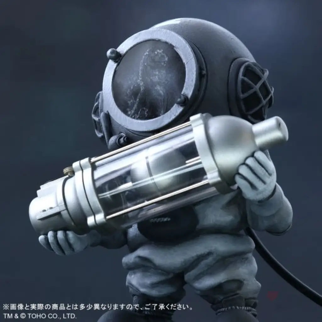 DefoReal Dr. Serizawa 2019 - GeekLoveph