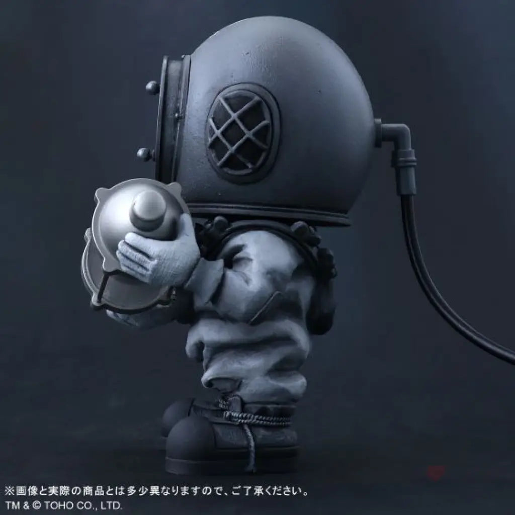 DefoReal Dr. Serizawa 2019 - GeekLoveph