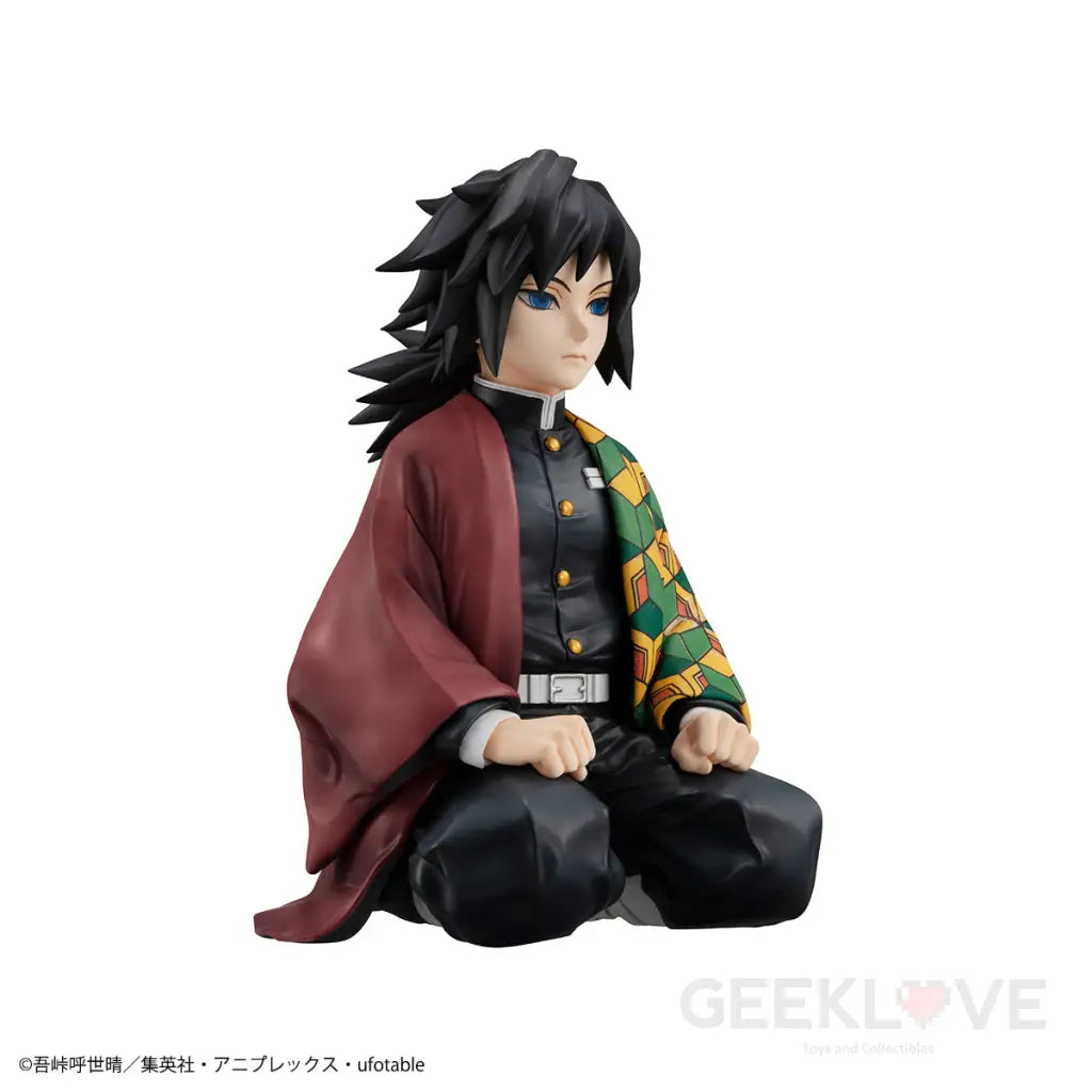 Demon Slayer G.E.M. Palm Size Giyu With Gift - GeekLoveph