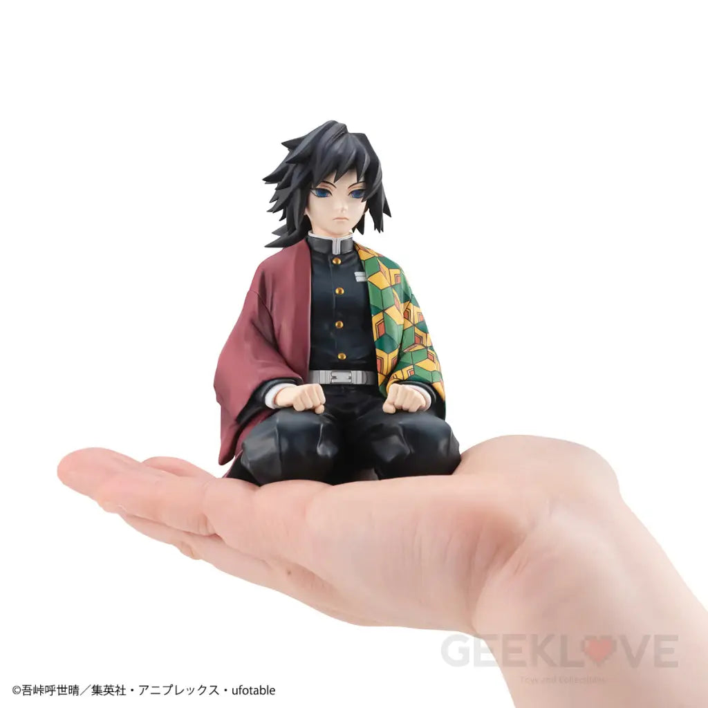 Demon Slayer G.E.M. Palm Size Giyu With Gift - GeekLoveph