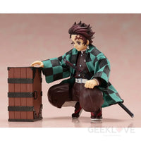 Demon Slayer Kimetsu no Yaiba BUZZmod. Tanjiro Kamado 1/12 Scale Figure - GeekLoveph