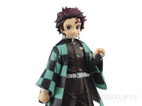 Demon Slayer: Kimetsu no Yaiba Grandista Tanjiro Kamado Figure - GeekLoveph
