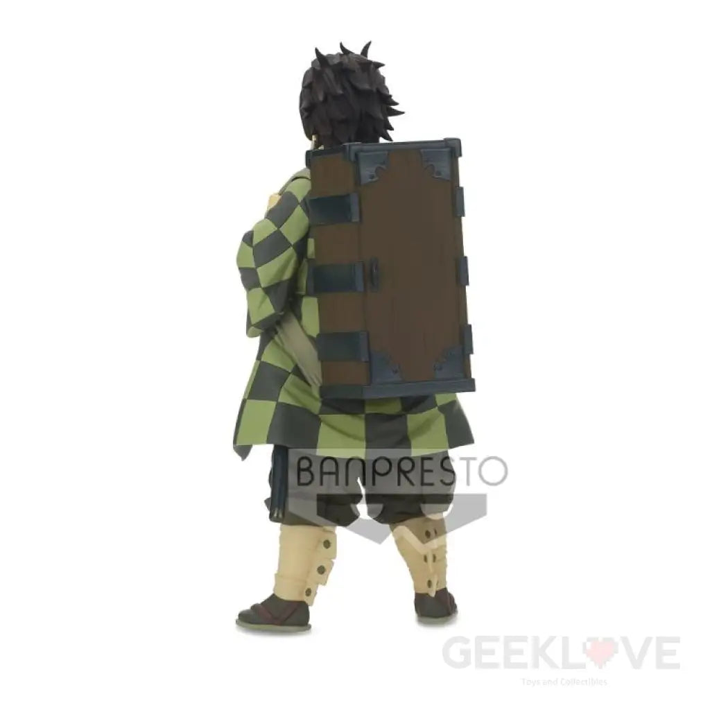 Demon Slayer: Kimetsu No Yaiba Series Vol.19 Tanjiro Kamado - Sepia Preorder