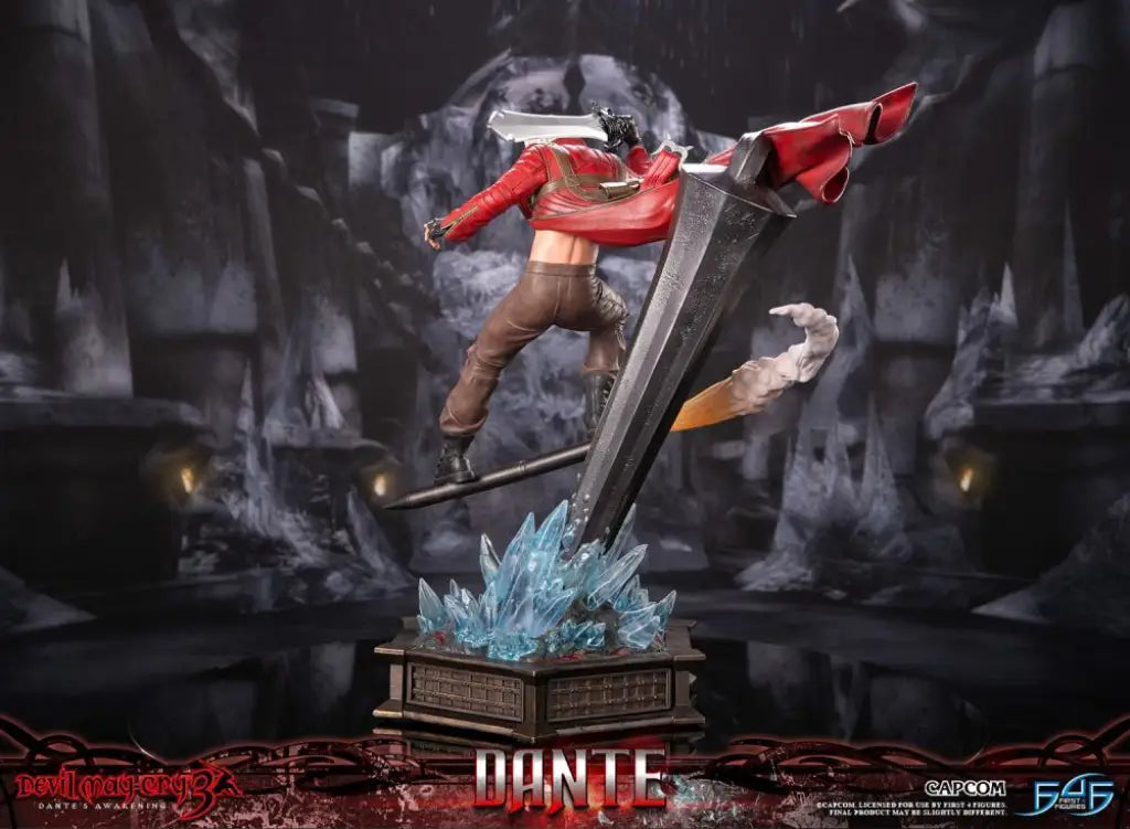 Devil May Cry 3 Dante Statue