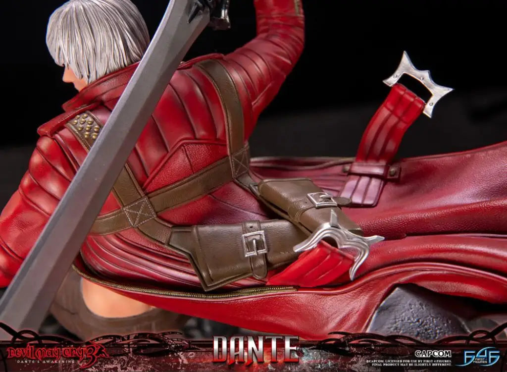 Devil May Cry 3 Dante Statue