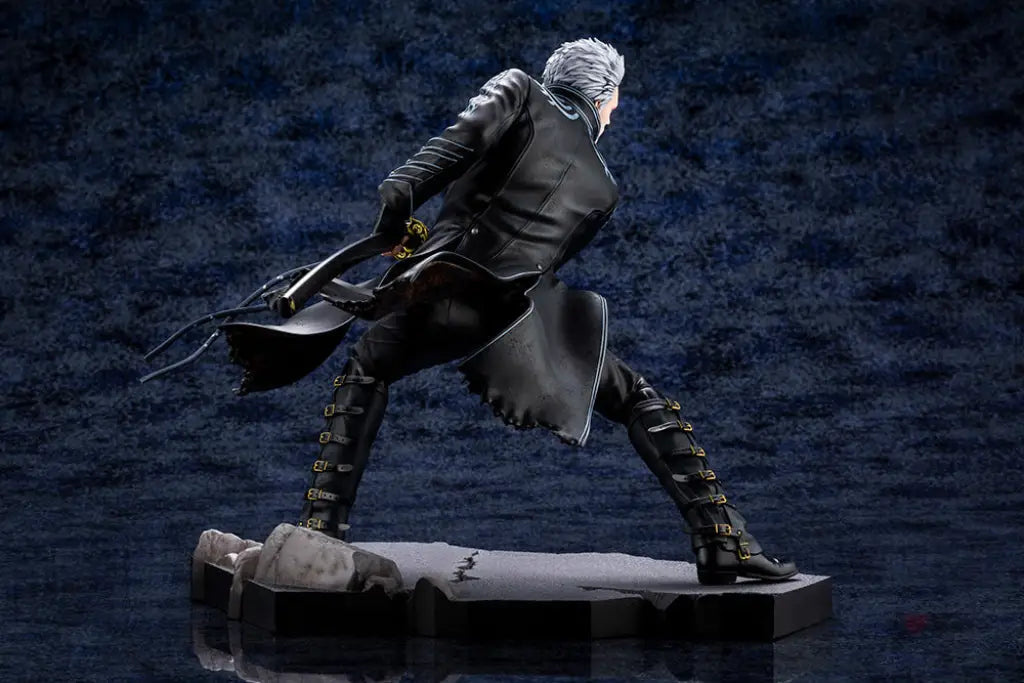 Devil May Cry 5 Vergil ARTFX J - GeekLoveph