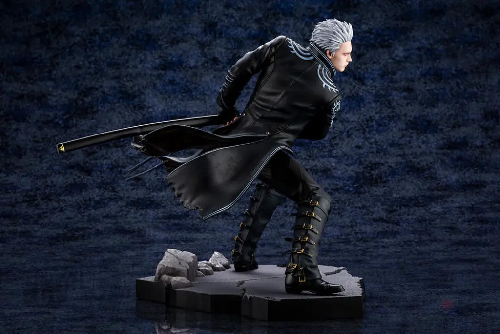 Devil May Cry 5 Vergil ARTFX J - GeekLoveph