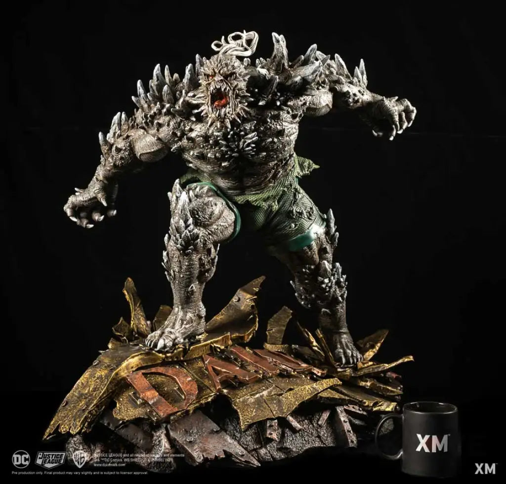 Doomsday 1/4 Scale Statue - GeekLoveph