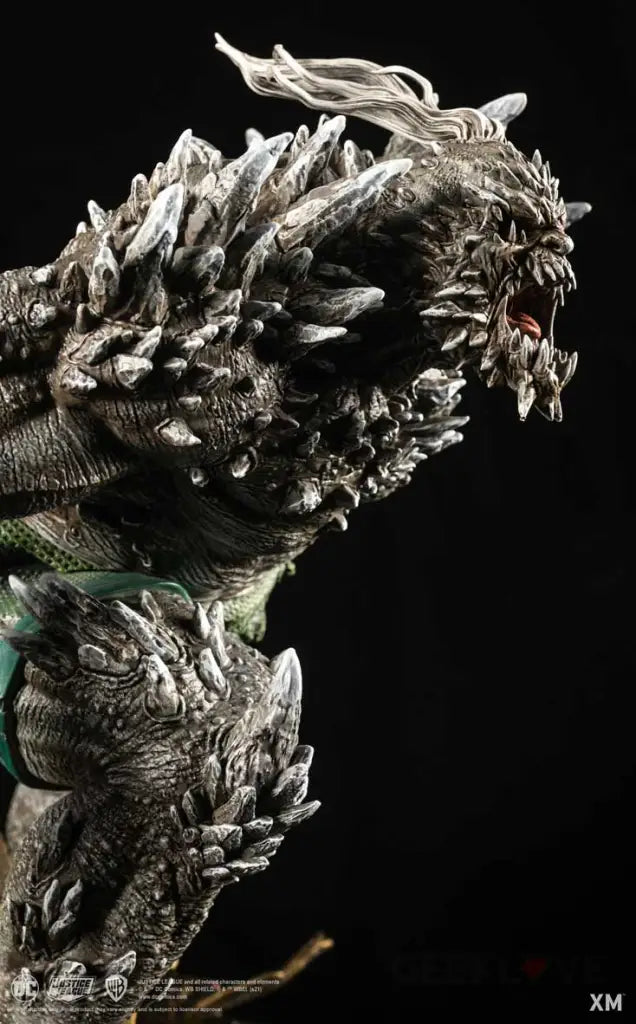 Doomsday 1/4 Scale Statue - GeekLoveph