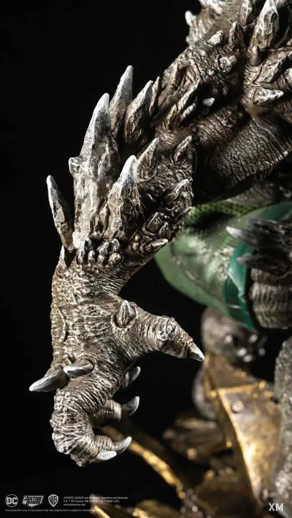 Doomsday 1/4 Scale Statue - GeekLoveph