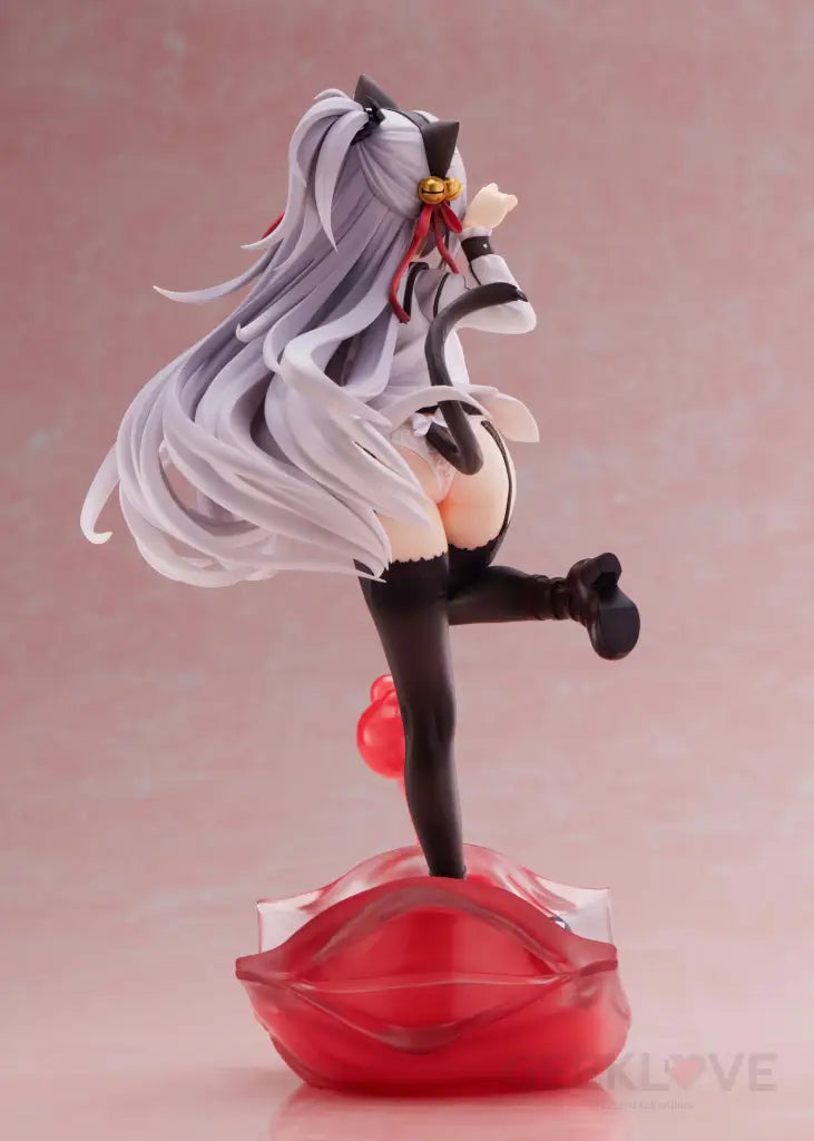 Dracu-Riot! Elina Olegovna Oven Amiami Limited Edition Preorder