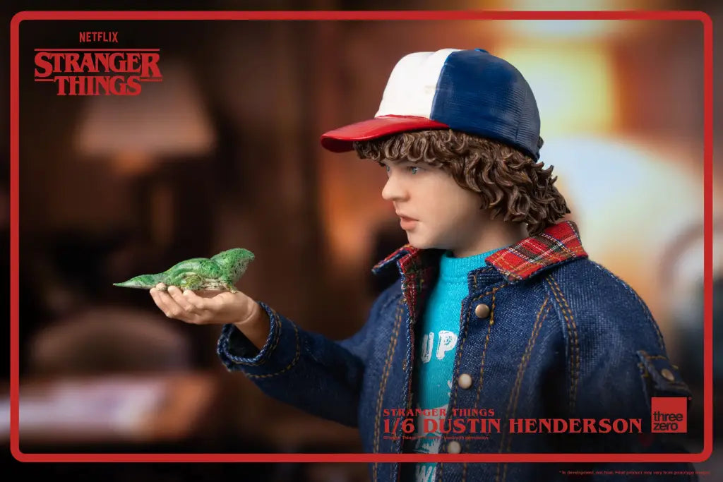 Dustin Henderson 1/6 Scale Figure - GeekLoveph