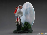 E.T. & Elliot Deluxe 1/10 Art Scale Statue - GeekLoveph