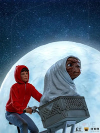 E.T. & Elliot Deluxe 1/10 Art Scale Statue - GeekLoveph