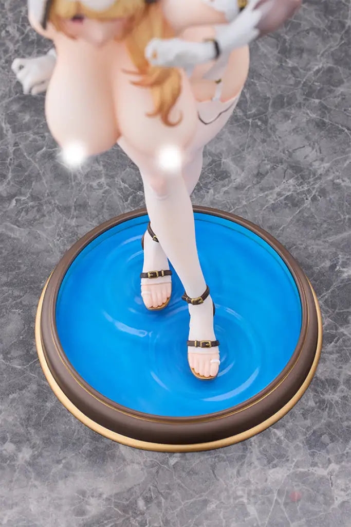 Elixer Priestess Ver. Scale Figure