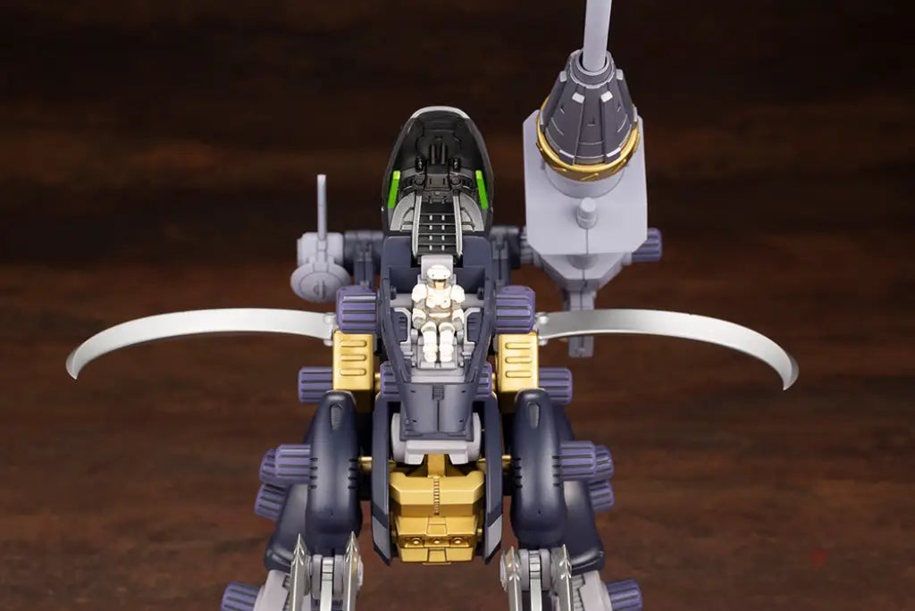 EZ-027 Raven Raptor - GeekLoveph