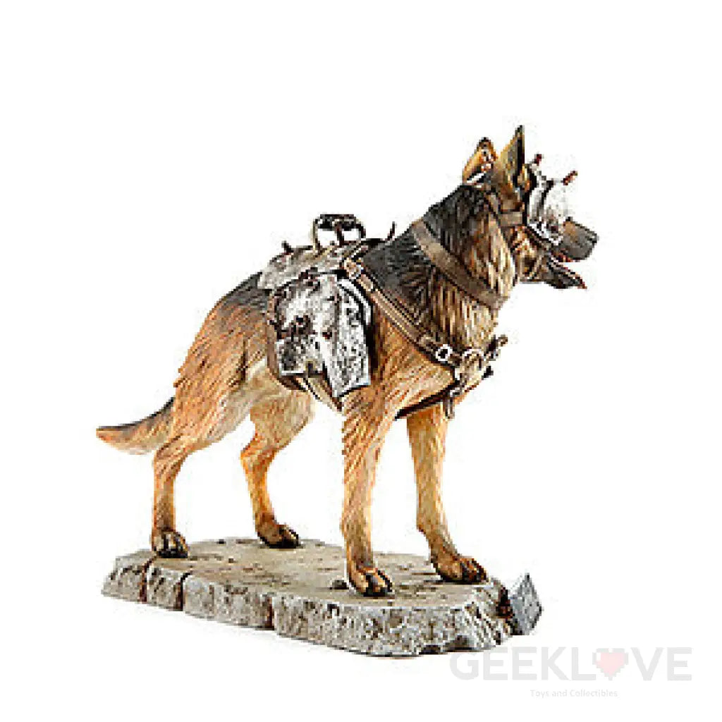 Fallout 1:6 Scale Dogmeat Statue - GeekLoveph