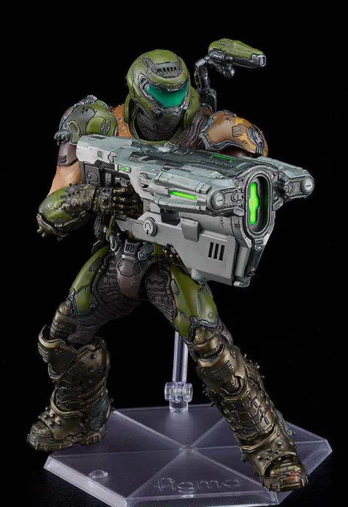 figma Doom Slayer - GeekLoveph