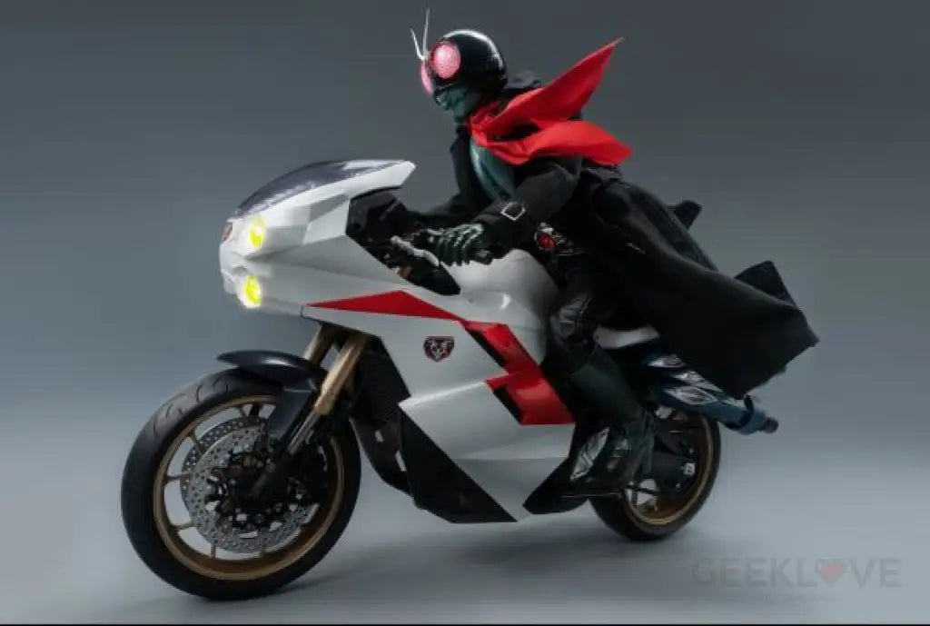 Figzero Shin Masked Rider Transformed Cyclone 1/6 Scale Action Figure