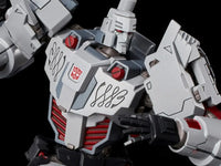 Furai Model Megatron (IDW Autobot Ver.) - GeekLoveph