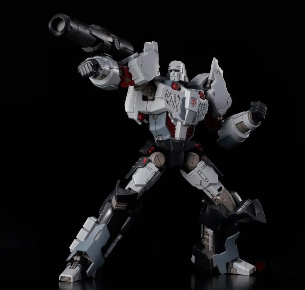 Furai Model Megatron (IDW Autobot Ver.) - GeekLoveph