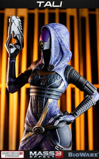 Gaming Heads - Mass Effect: Tali'Zorah vas Normandy Statue - GeekLoveph