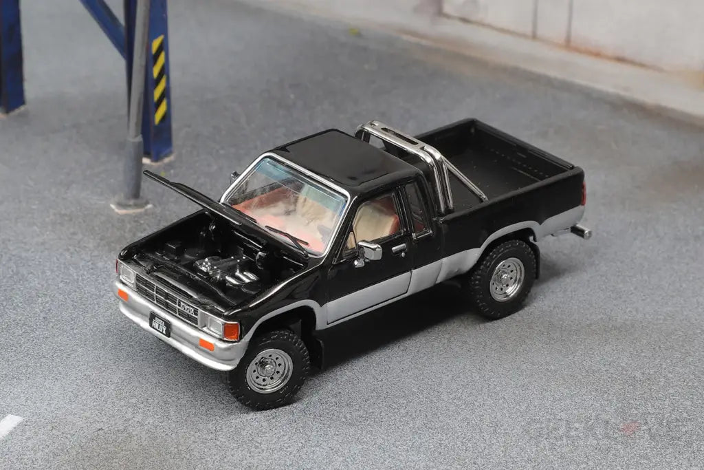 TOMY TOMICA 1/64 TOYOTA HILUX 64 BOÎTE NOIRE Made in Japan EUR 73,16 - FR TOMY TOMICA 1/64 TOYOTA HILUX 64 BOÎTE NOIRE Made in Japan EUR 73,16 - FR