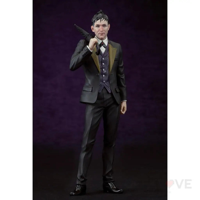 GOTHAM TV Oswald Chesterfield Cobblepot ARTFX+ STATUE