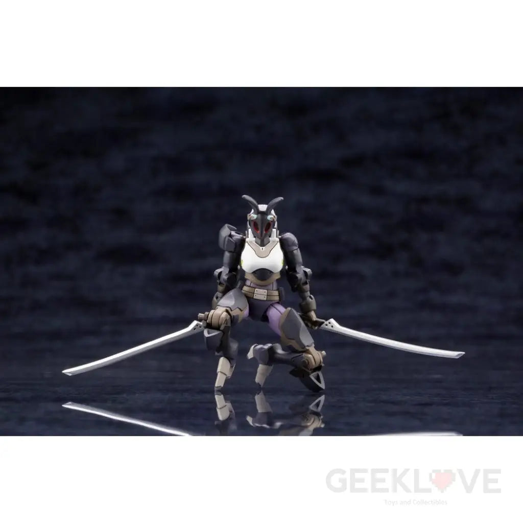 Governor Lat Black Rabbit - GeekLoveph