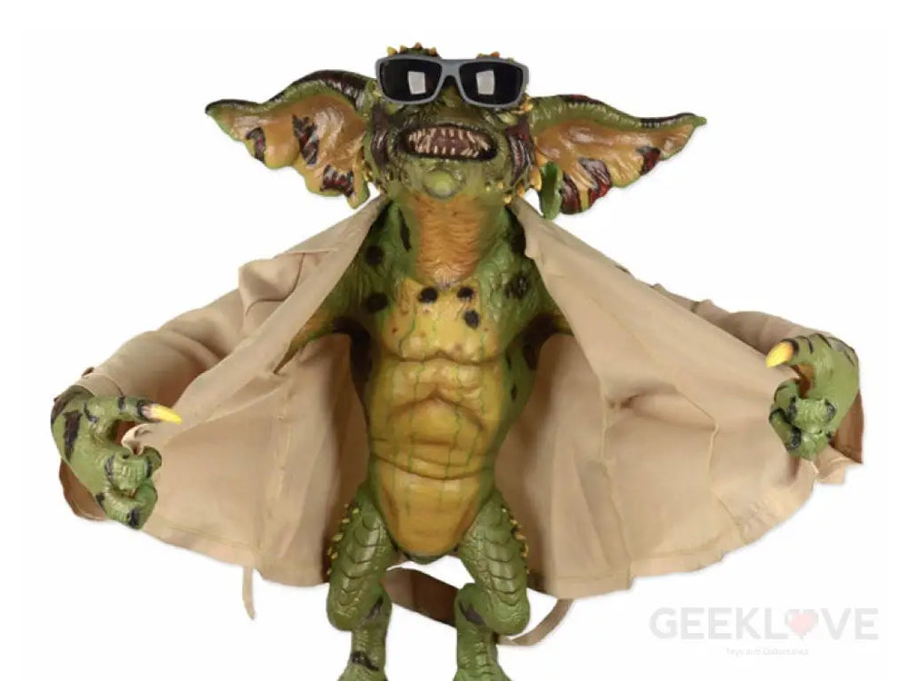 Gremlins 2 Flasher Gremlin Prop Replica Stunt Puppet - GeekLoveph