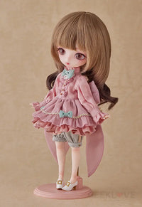 Harmonia bloom Seasonal Doll Beatrice - GeekLoveph