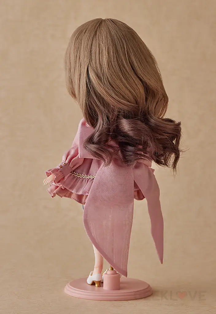 Harmonia bloom Seasonal Doll Beatrice - GeekLoveph
