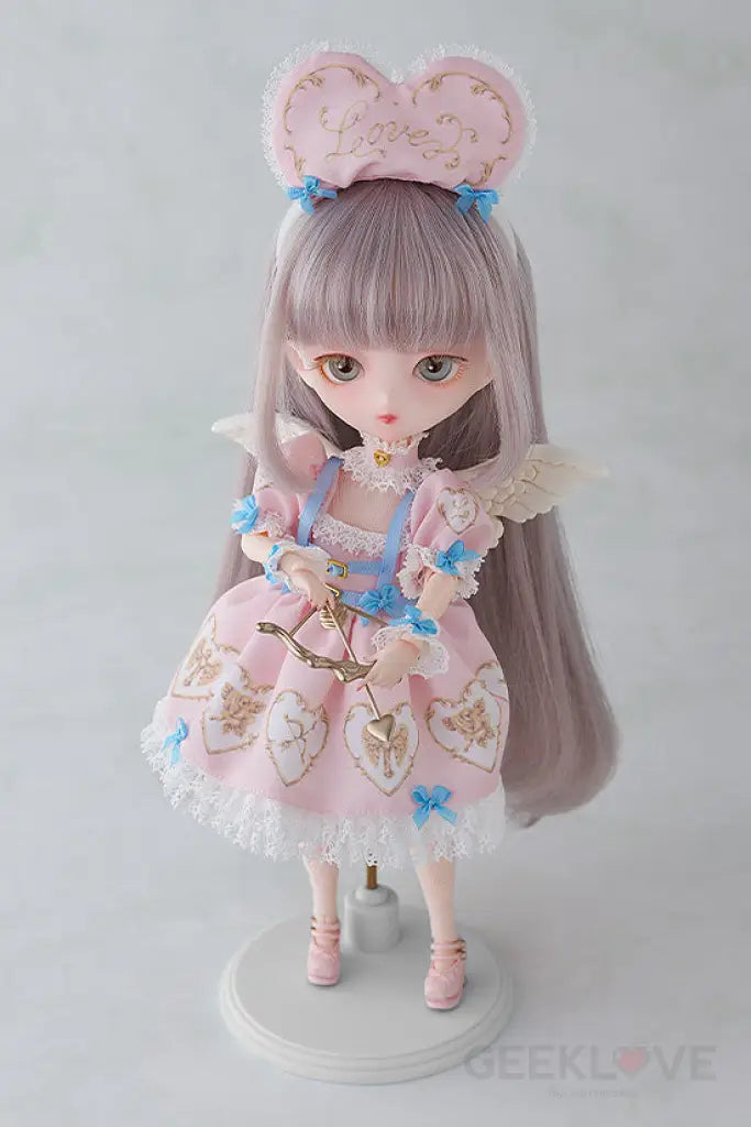 Harmonia Bloom Seasonal Doll Epine