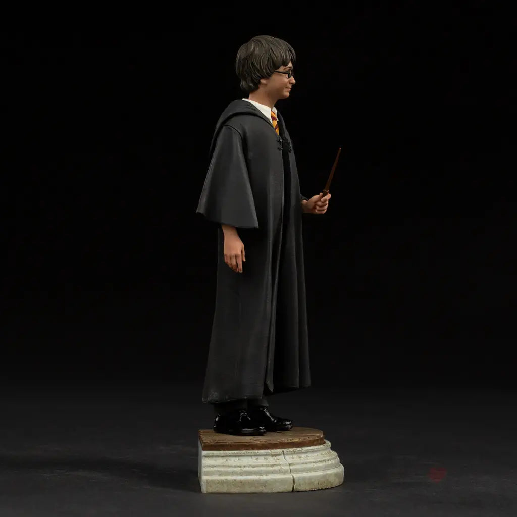 Harry Potter 1/10 Art Scale Statue - GeekLoveph